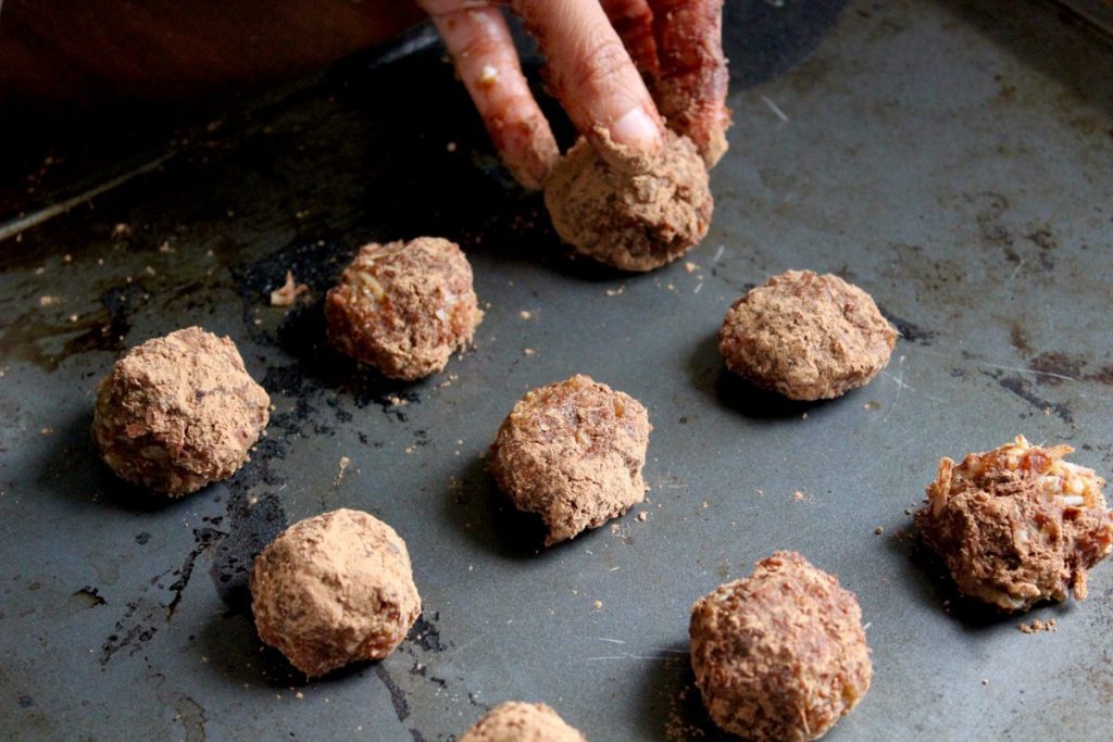 Cocoa Date Balls